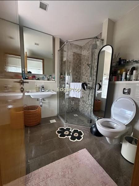 WATERFORD RESIDENCE photo 6