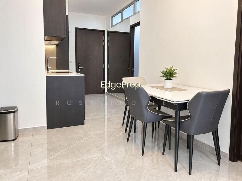MAYFAIR GARDENS photo 2