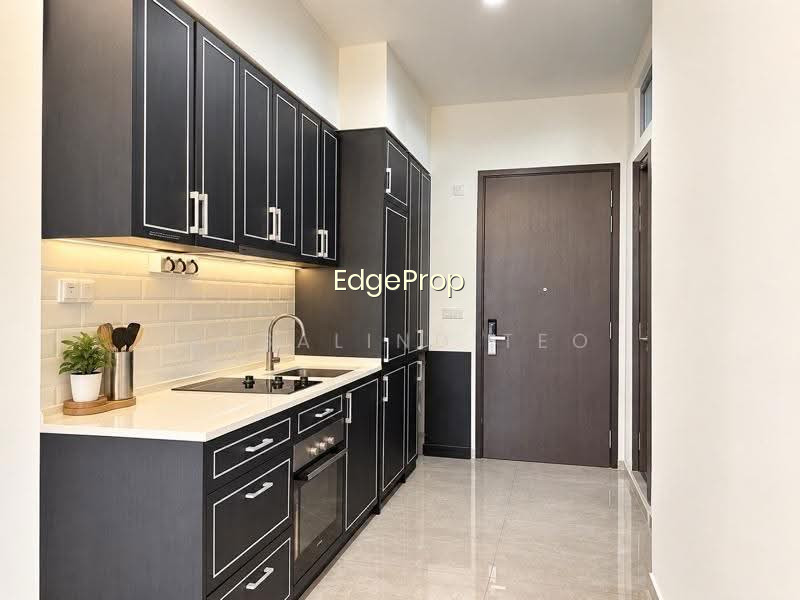 MAYFAIR GARDENS photo 3