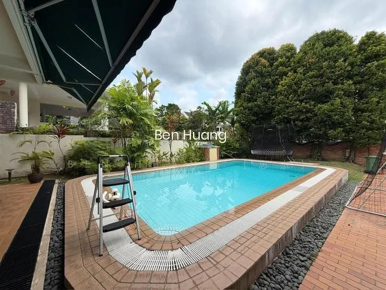Seen Rare 2.5 Storey Detached @ Sixth Ave Coronation Road image 1 of 10