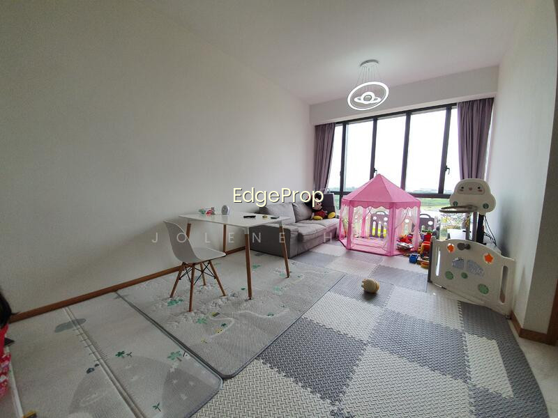 MARINA ONE RESIDENCES image 1 of 10