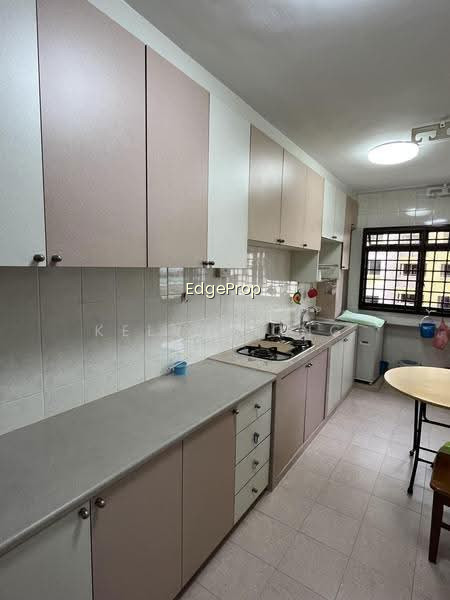409 SEMBAWANG DRIVE photo 5