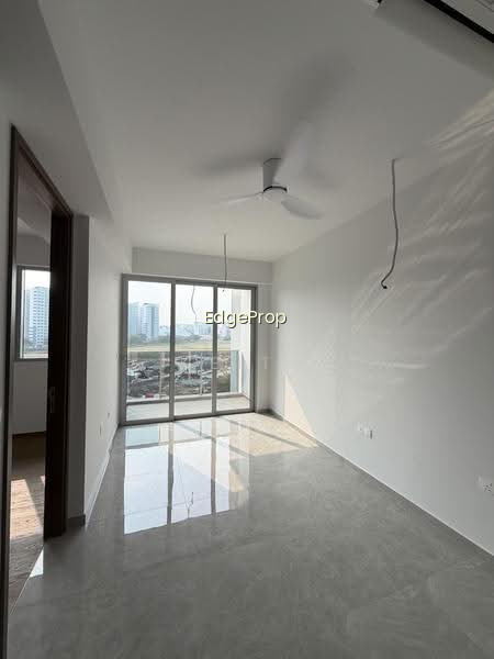 GRAND DUNMAN image 1 of 10