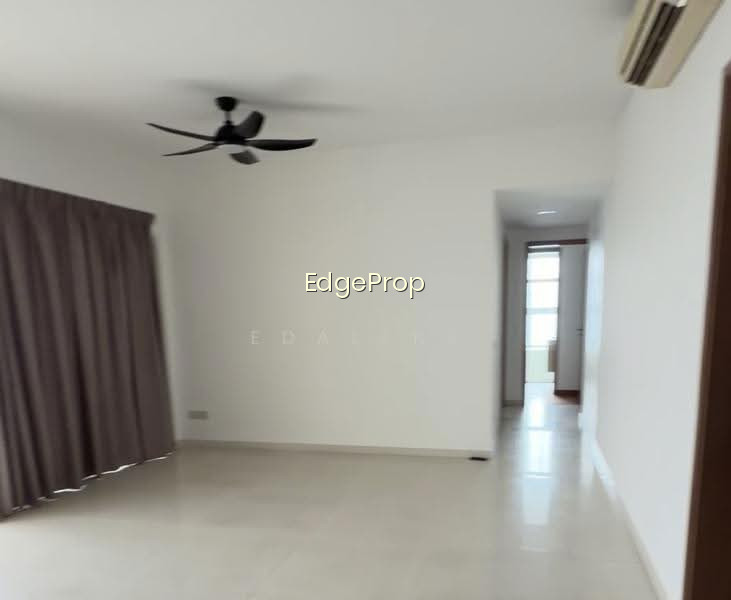 The Metropolitan Condominium photo 2