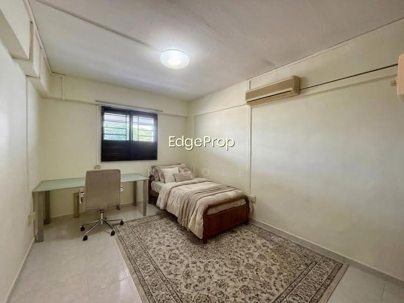 425 ANG MO KIO AVENUE 3 photo 4