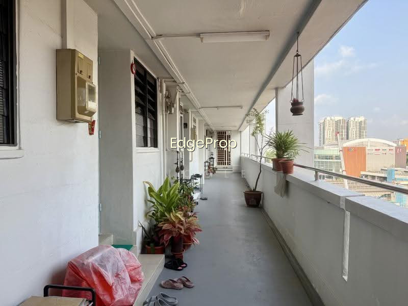 425 ANG MO KIO AVENUE 3 photo 6