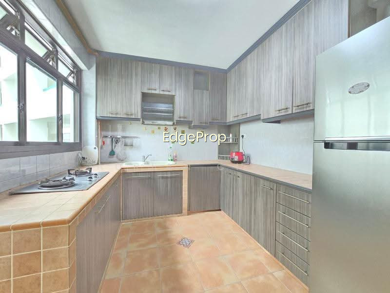 513 WOODLANDS DRIVE 14 photo 6