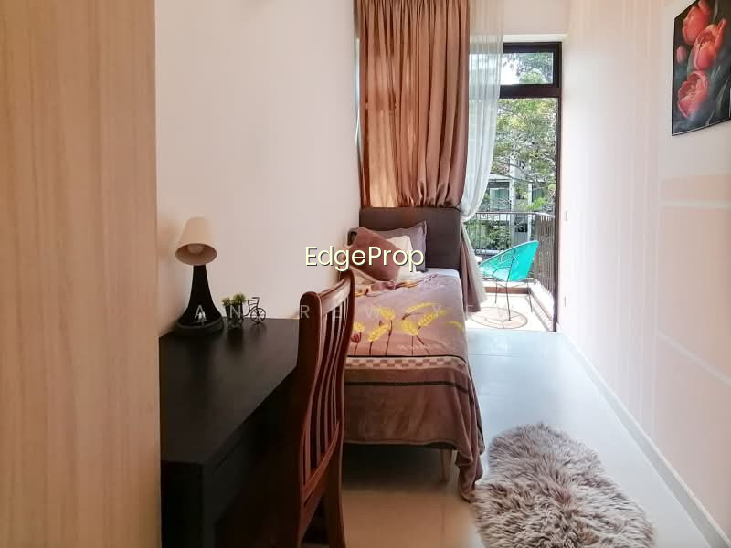 VARSITY PARK CONDOMINIUM photo 4