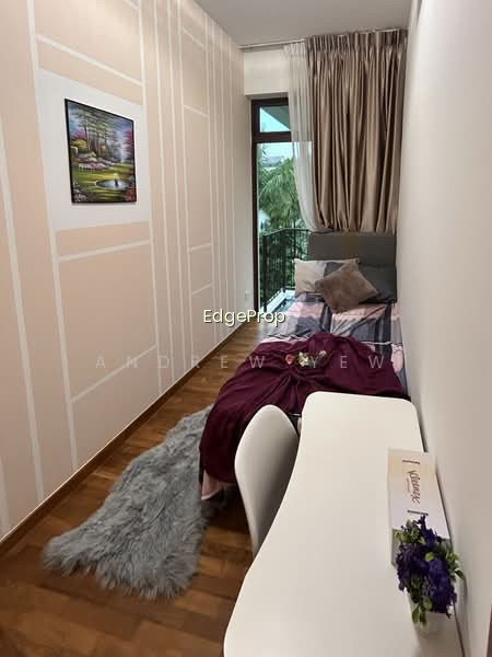 VARSITY PARK CONDOMINIUM photo 5