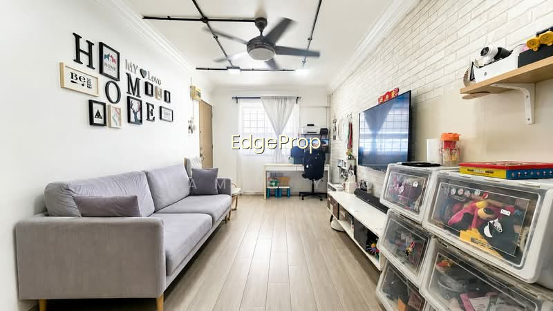 536 JURONG WEST STREET 52 photo 2