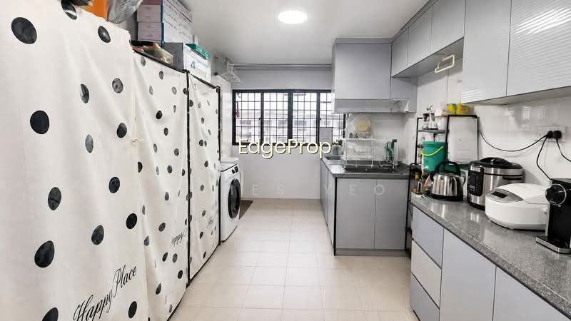 536 JURONG WEST STREET 52 photo 6