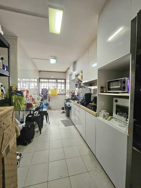 808 WOODLANDS STREET 81 photo 4