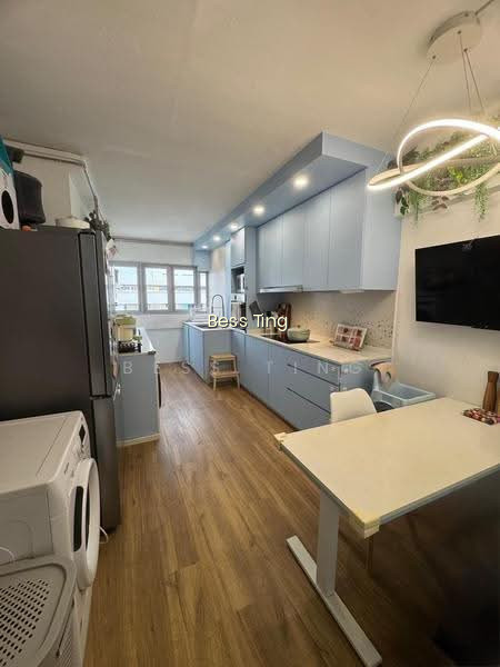 434 TAMPINES STREET 43 photo 6