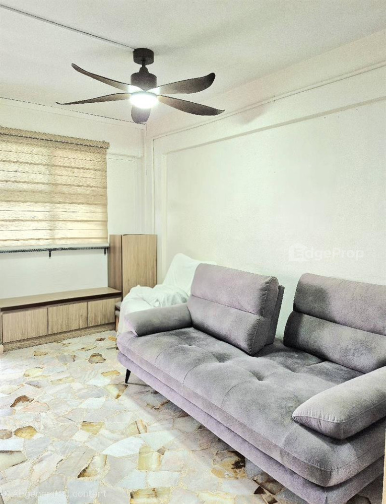 736 YISHUN STREET 72 image 1 of 8