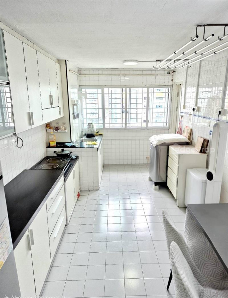 736 YISHUN STREET 72 photo 2