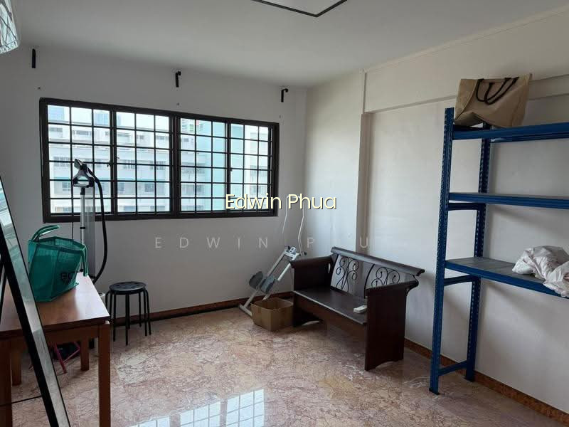 239 JURONG EAST STREET 21 photo 4