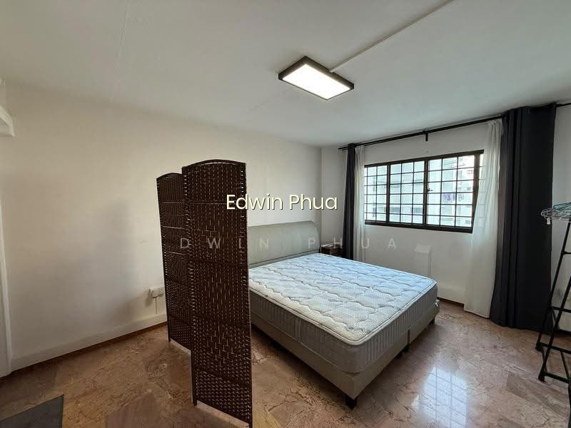 239 JURONG EAST STREET 21 photo 6