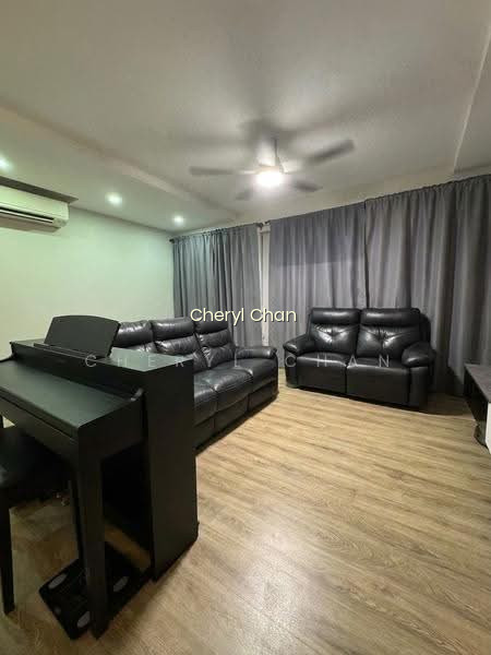 783A WOODLANDS RISE photo 2
