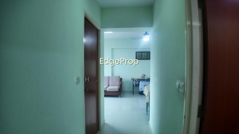 38D BENDEMEER ROAD photo 6