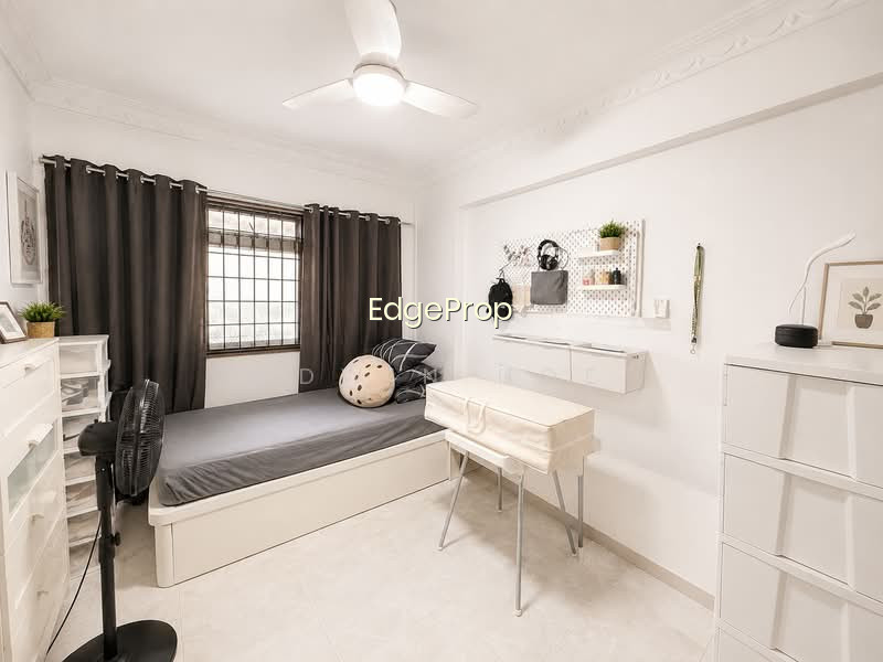 734 JURONG WEST STREET 73 photo 5