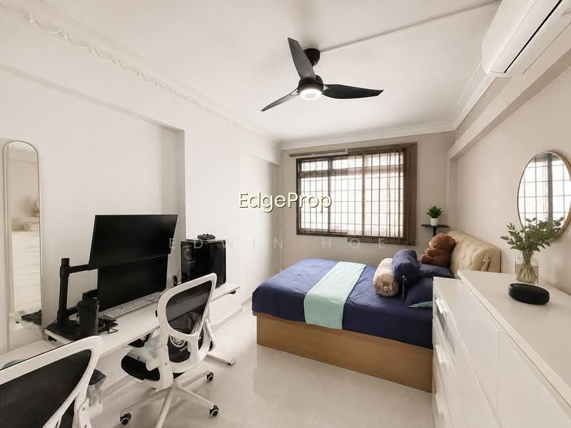 734 JURONG WEST STREET 73 photo 6