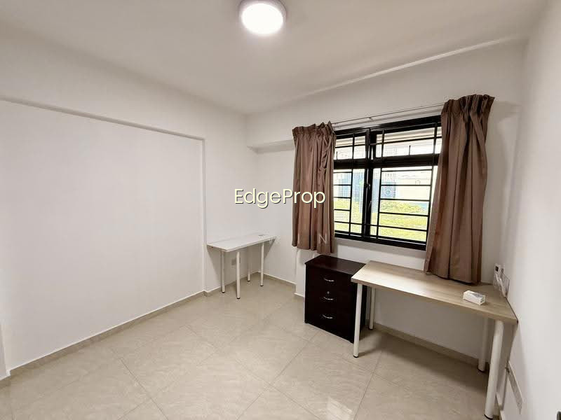 151 RIVERVALE CRESCENT photo 4