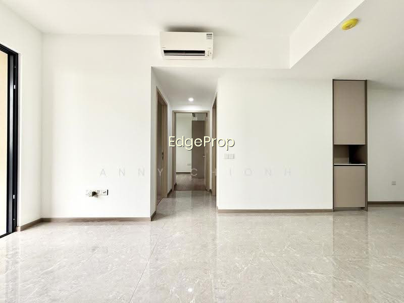 SENGKANG GRAND RESIDENCES photo 2