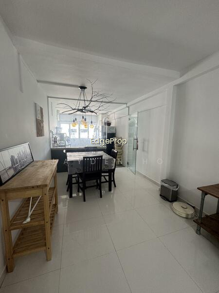 60 TELOK BLANGAH HEIGHTS photo 4