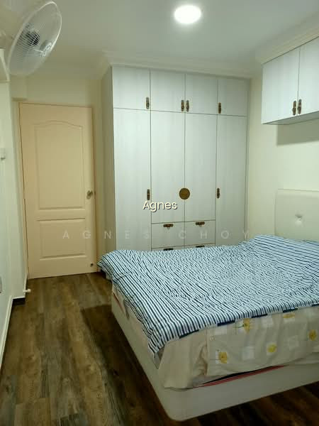 160 YISHUN STREET 11 photo 3