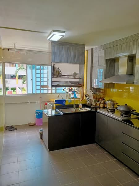 160 YISHUN STREET 11 photo 5