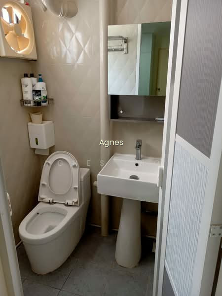 160 YISHUN STREET 11 photo 6