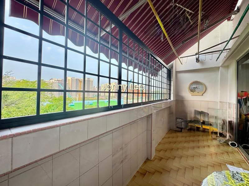 410 JURONG WEST STREET 42 photo 3