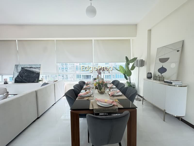 RESIDENCES @ EMERALD HILL photo 5