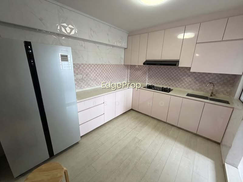 787C WOODLANDS CRESCENT photo 5