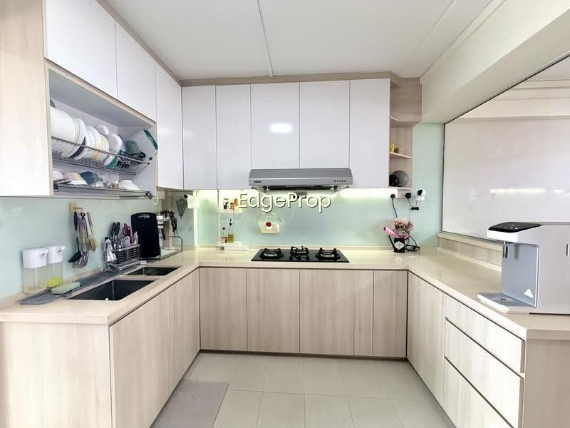 742 TAMPINES STREET 72 photo 4