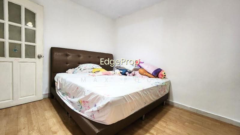 114 HO CHING ROAD photo 6