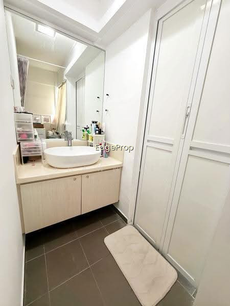 141 JALAN BUKIT MERAH photo 3