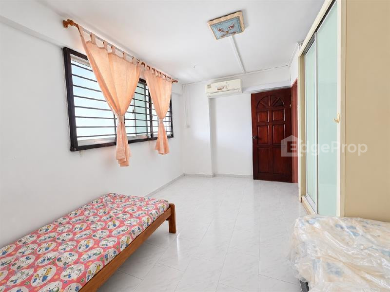 253 BANGKIT ROAD image 1 of 5