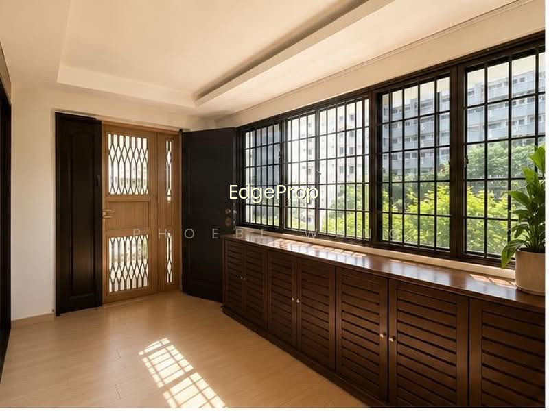 364 TAMPINES STREET 34 photo 2