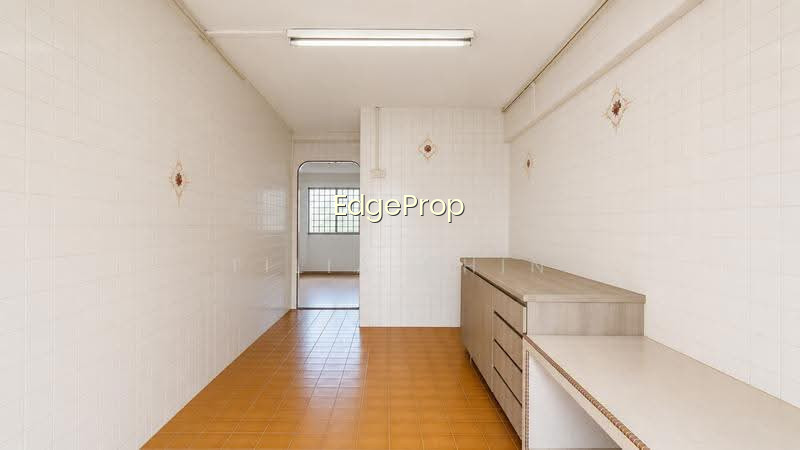 462 TAMPINES STREET 44 photo 2