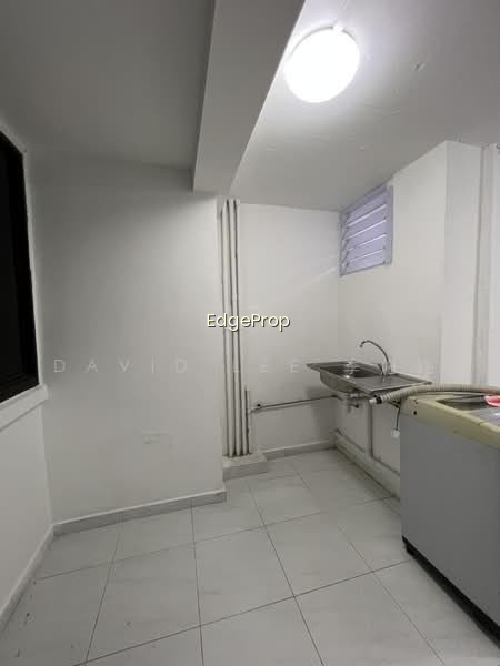 38 Beo Crescent photo 5