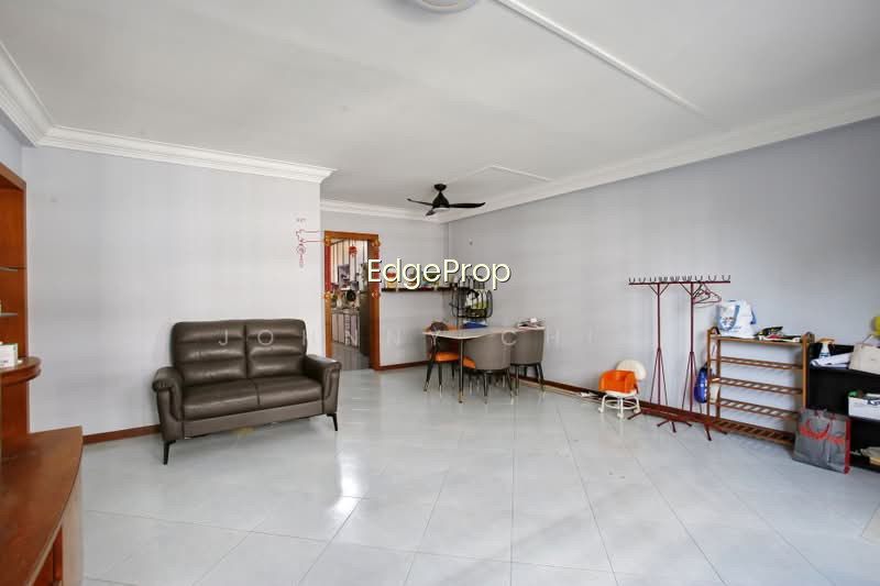 313 WOODLANDS STREET 31 photo 2