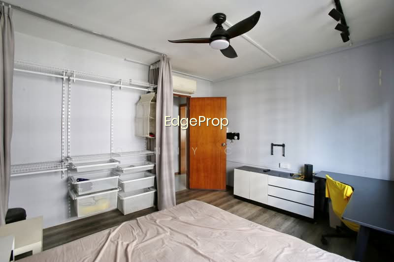 313 WOODLANDS STREET 31 photo 4