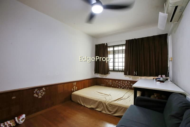 313 WOODLANDS STREET 31 photo 6