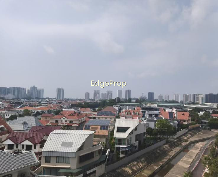 Grand Dunman photo 2