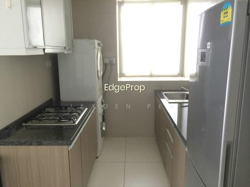 The Metropolitan Condominium photo 3