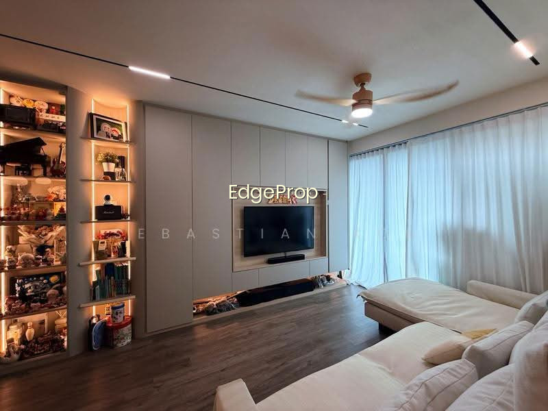 ESPARINA RESIDENCES photo 6