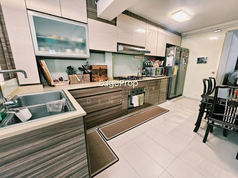 61 MARINE DRIVE photo 3
