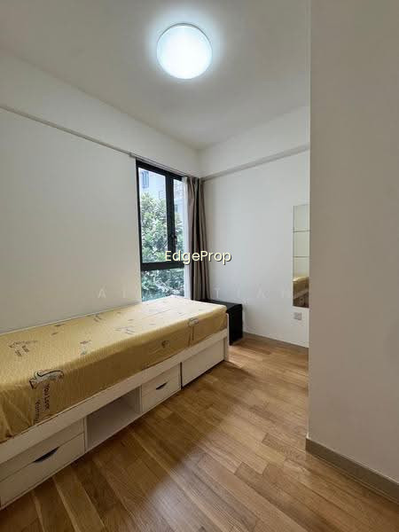HEDGES PARK CONDOMINIUM photo 4
