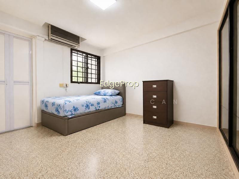 144 YISHUN STREET 11 photo 4